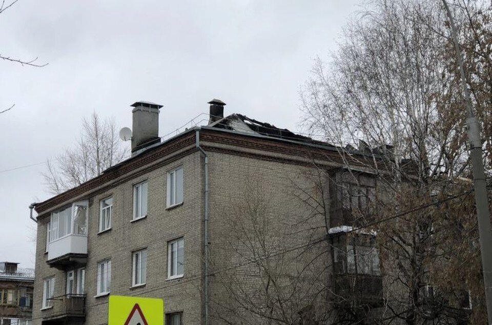     Жильцов дома на Кулагина в Томске затопило талыми водами. Кирилл Колемасов