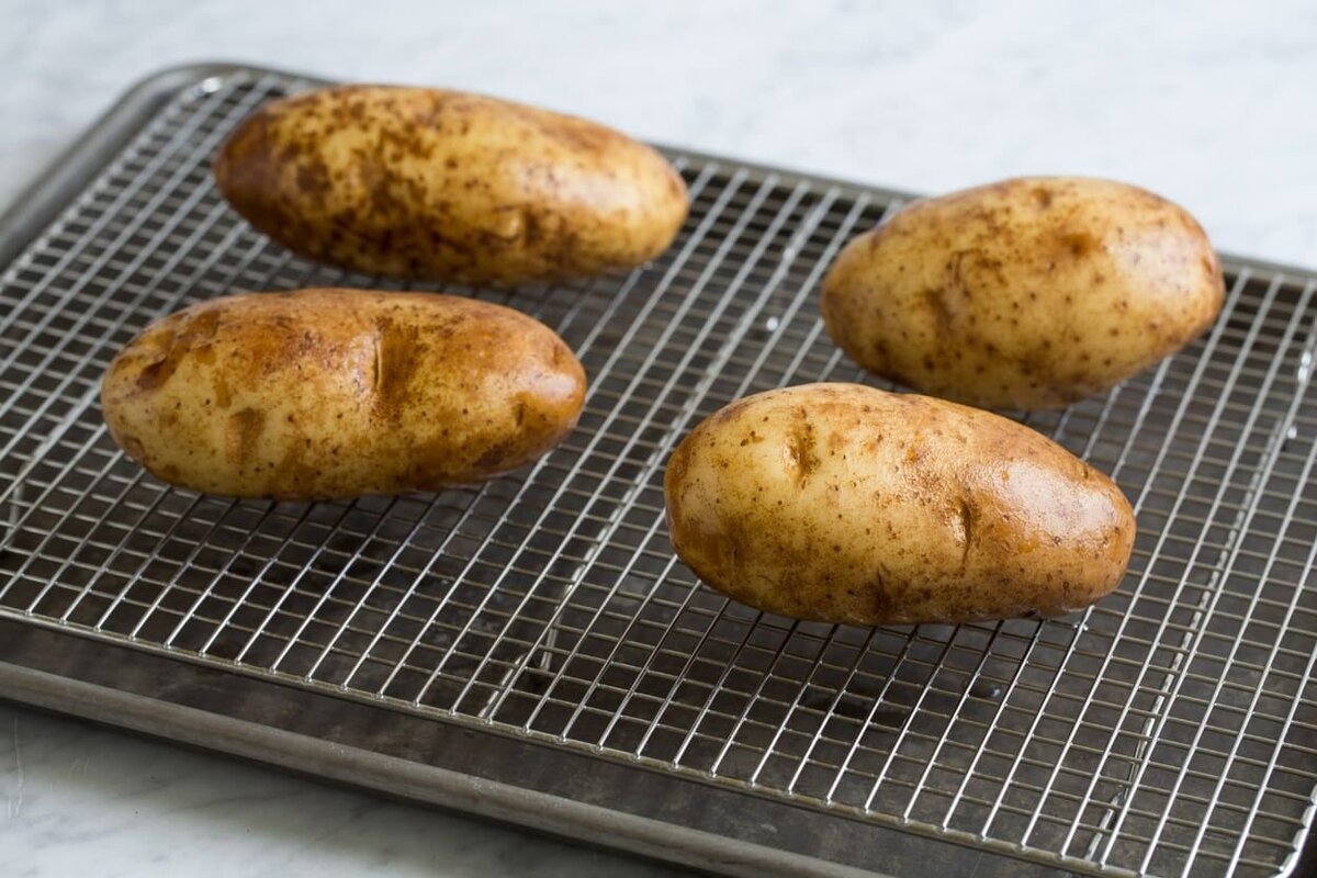 Картофель айдахо на сковороде. Potato Sticks in the Oven.