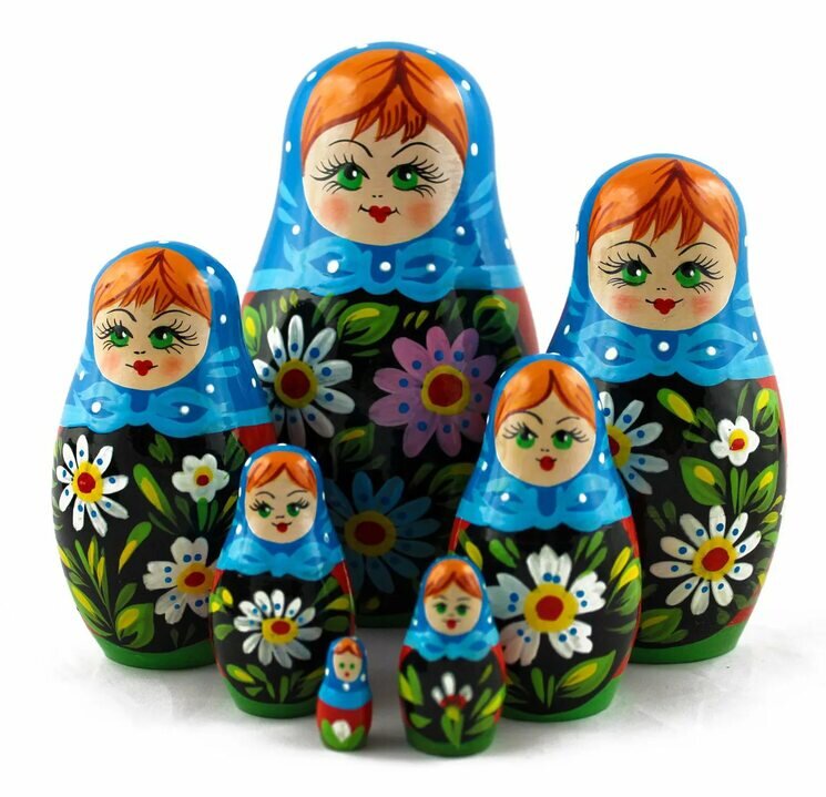 Матрёшки.