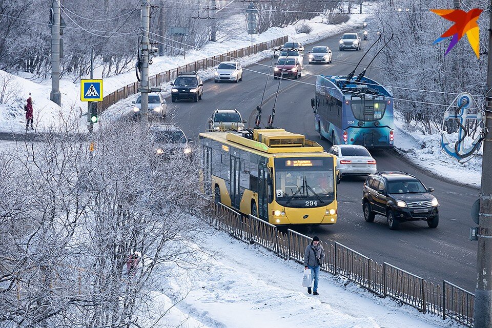     Общественный транспорт в стиле диско заметили на улицах города и сняли на видео. Антон ЗАБИРОВ