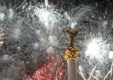    На Украине запретили продажу и использование салютов и фейерверков