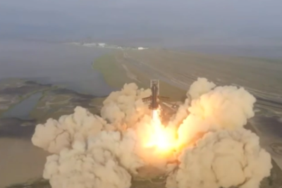    Тестовый полёт сверхтяжелой ракеты Starship от SpaceX ©Скриншот