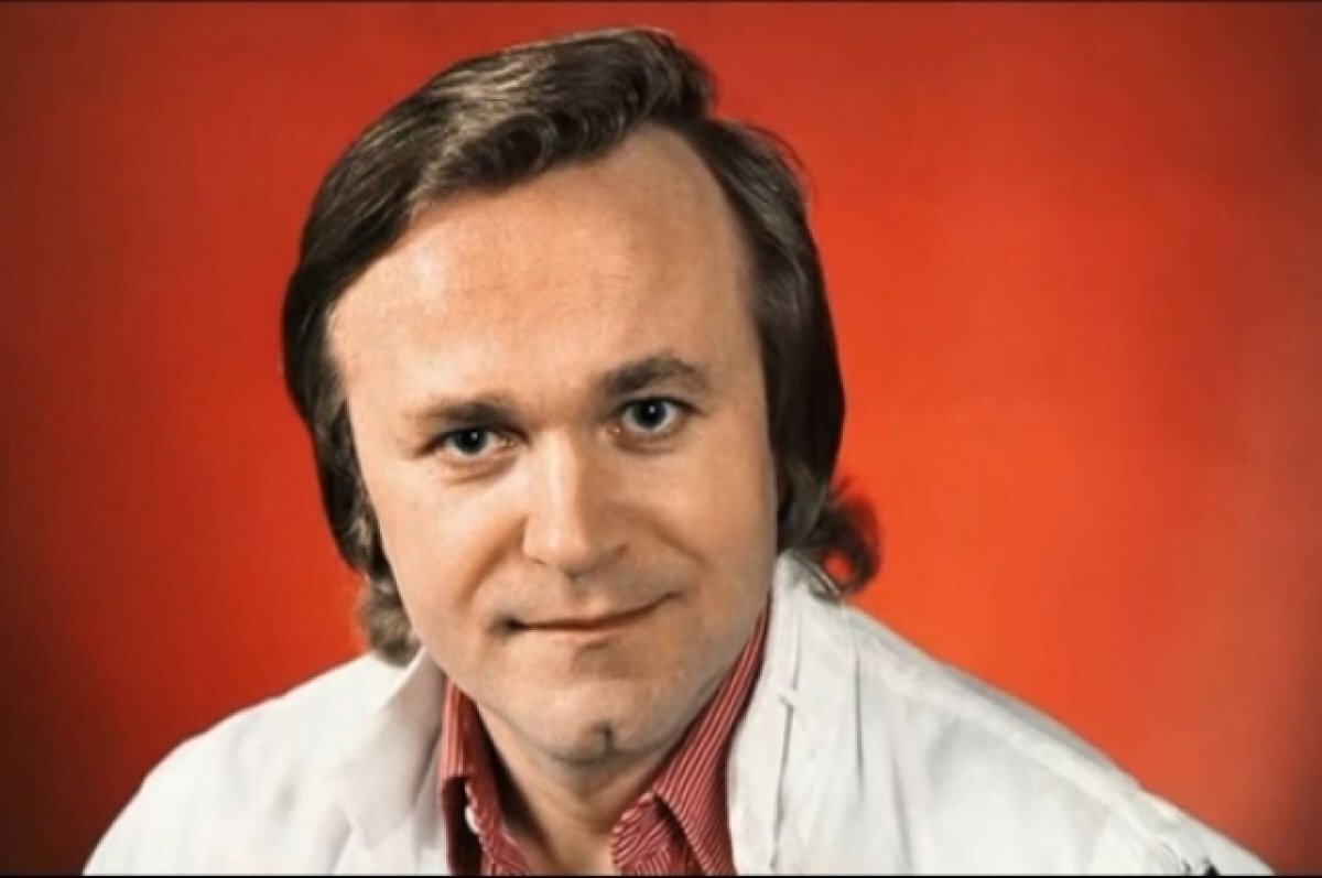    Мелодии Каштановой аллеи. В Камышине вспоминают певца Евгения Мартынова