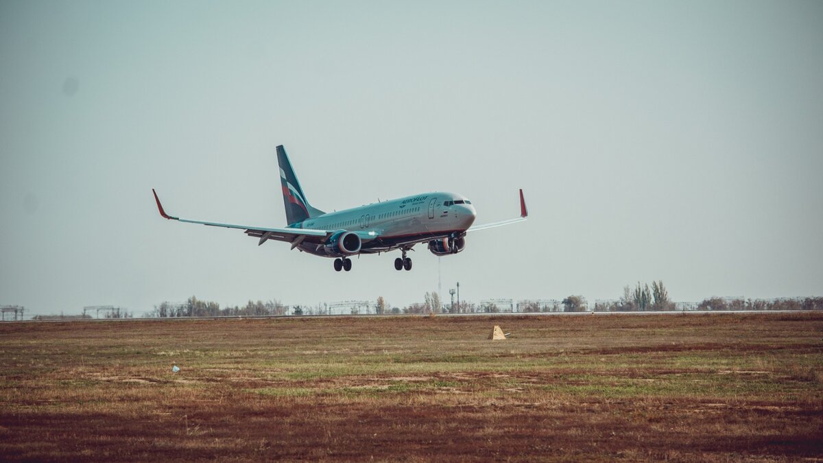     Росавиация выдала допуск авиакомпании Red Wings на полеты из Нижнего Новгорода в города Грузии. Приказ об этом размещен на сайте ведомства.