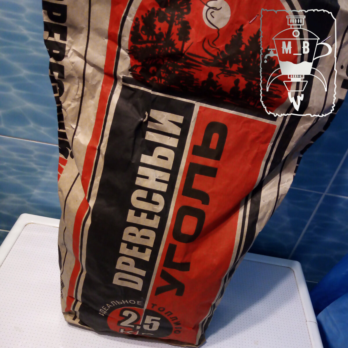 Цена 170 рублей, хватит примерно на пол года (сколько гоните же)