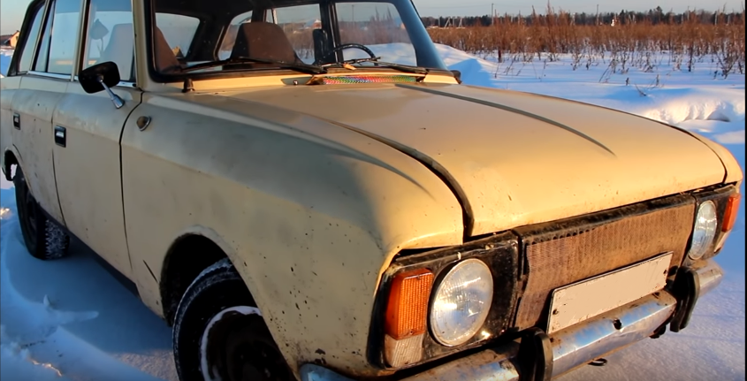 Перед Иж-21251