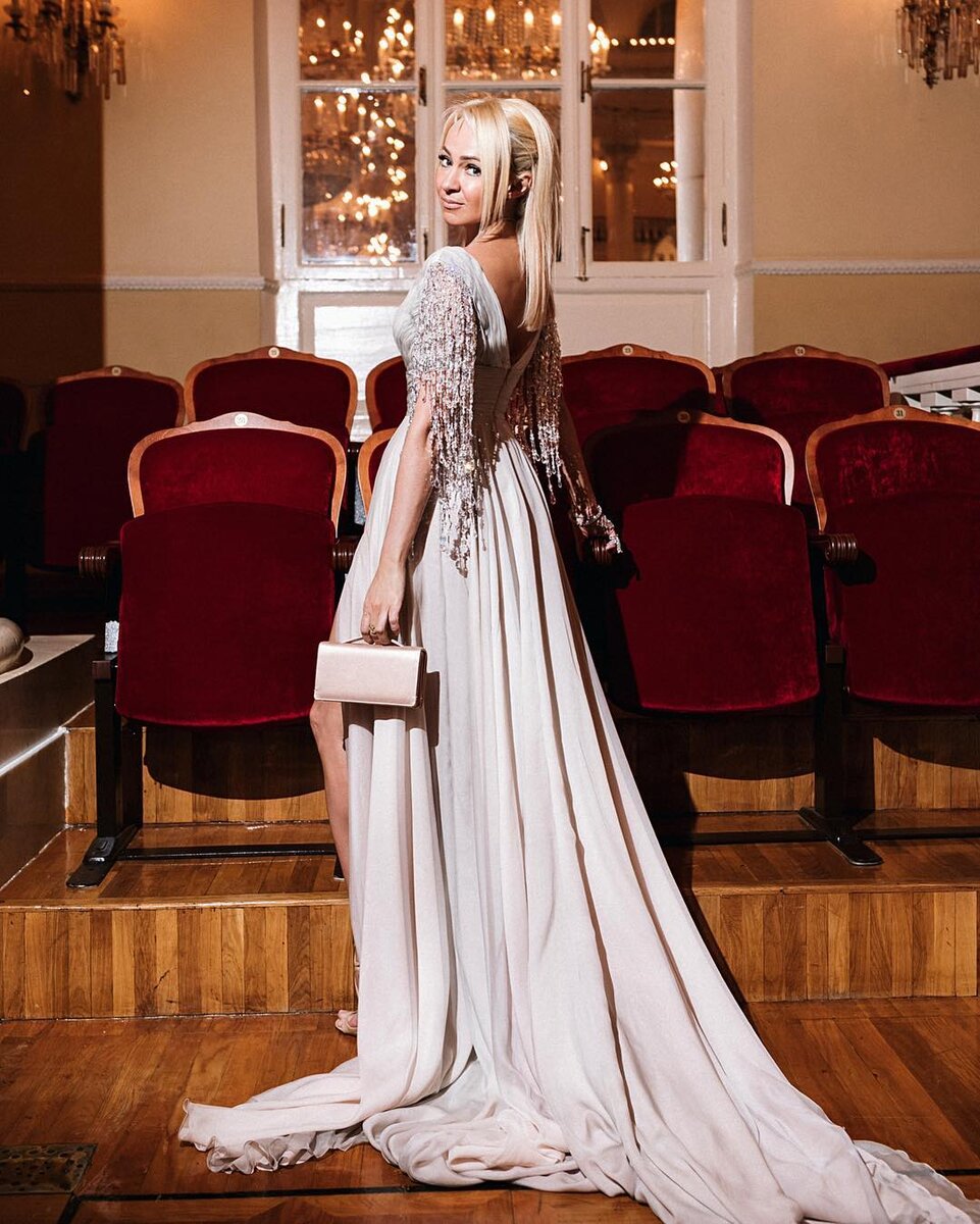 Яна Рудковская