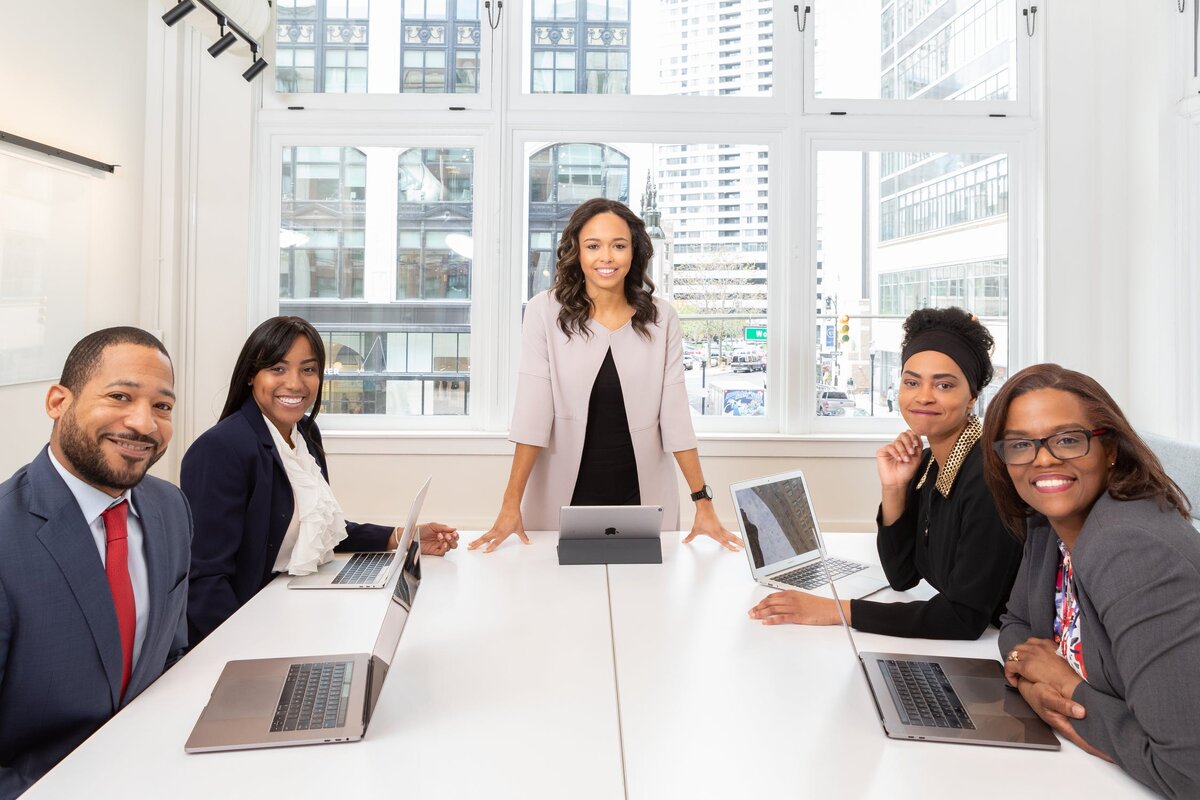 https://www.pexels.com/photo/group-of-people-in-a-meeting-1367272/