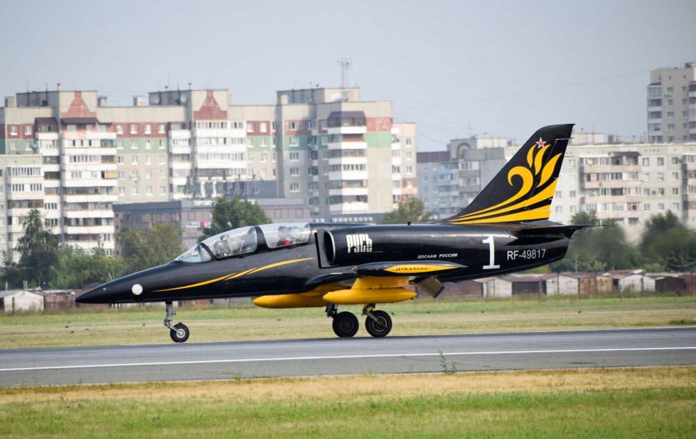 Aero L-39 "Albatros", RA-89817 (1 белый) ПГ "Русь" в Омске