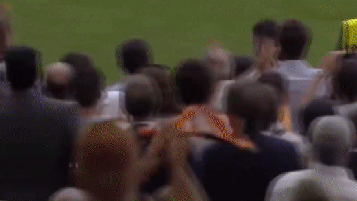 Игрок отблагодарил маме