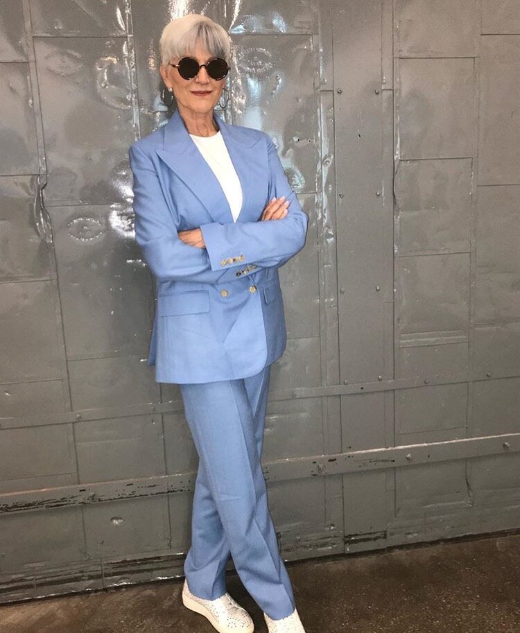 https://instagram.com/mayemusk