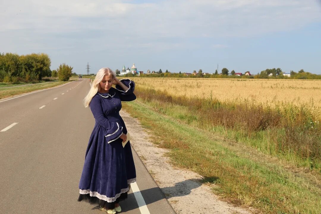 Живописная дорога к Бобреневу монастырю