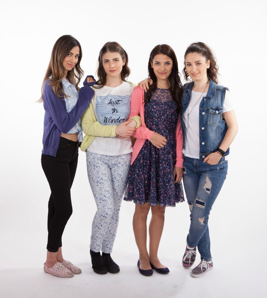 Кадр из сериала "Обиженные цветы".