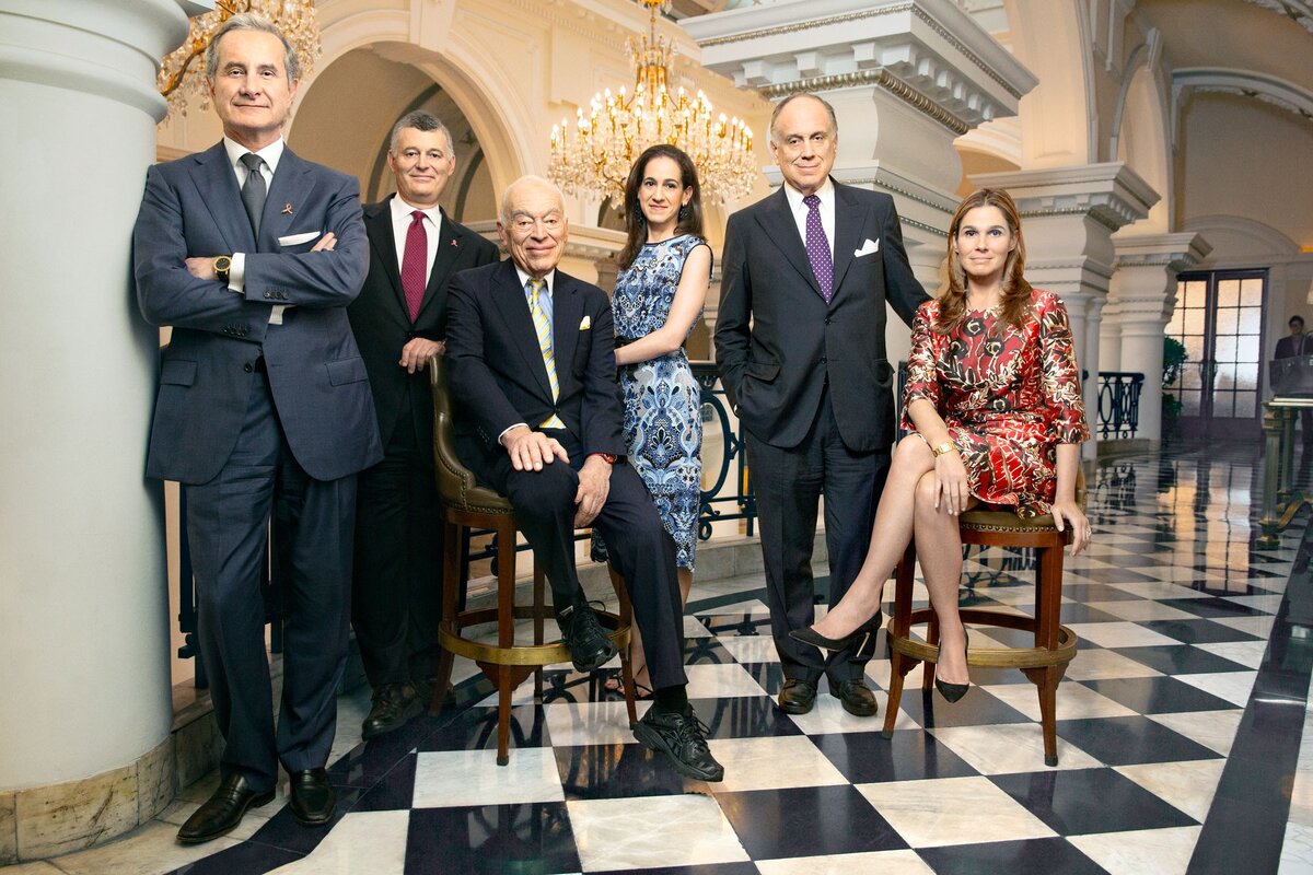 Daddy lauder. Династия Rothschild. Семья Рокфеллеров 2022. Рокфеллеры Династия. Миллиардеры США.