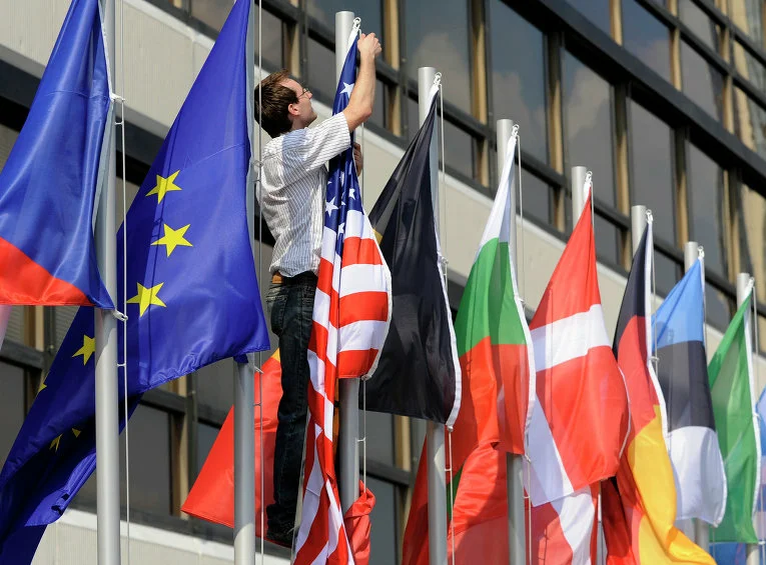 А, вакцина - англосаксов. одф.авт.