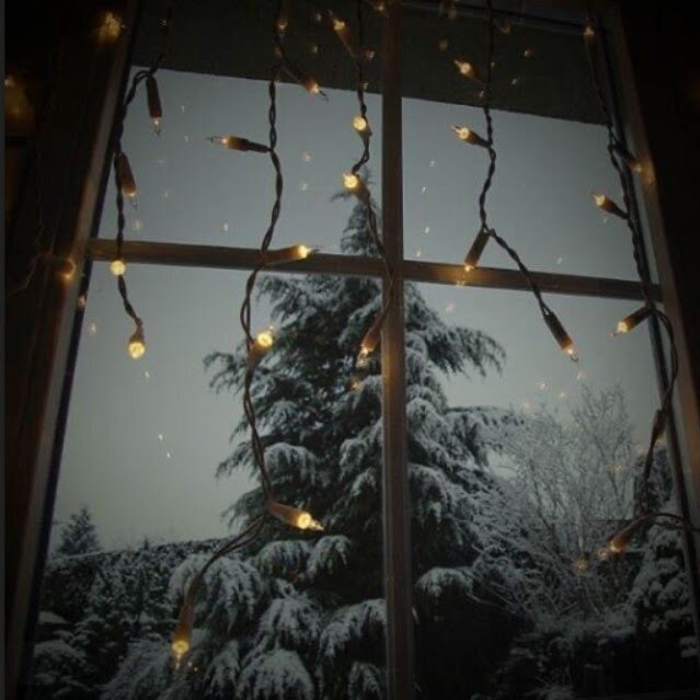 Новогодние подарки и украшения