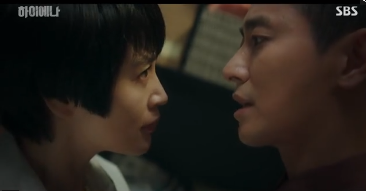 Кадры из фильма. Сцена в кладовке