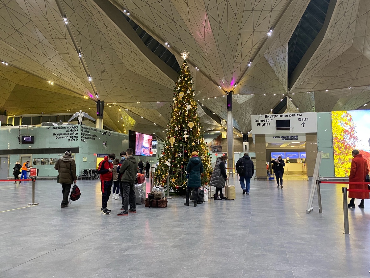 Пулково выглядит максимально безлюдно. Фото автора