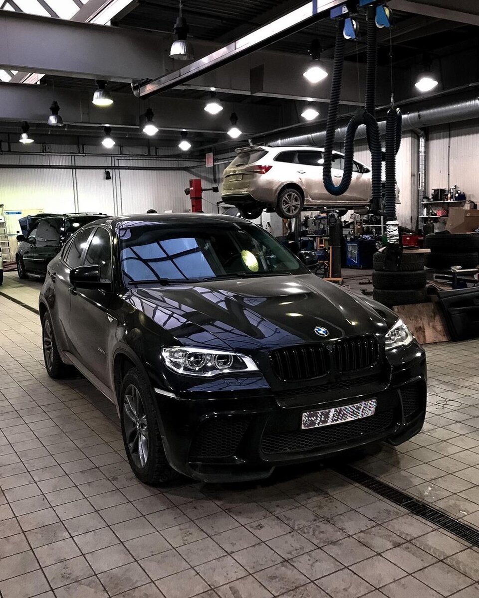 Вот такой красавец BMW X6