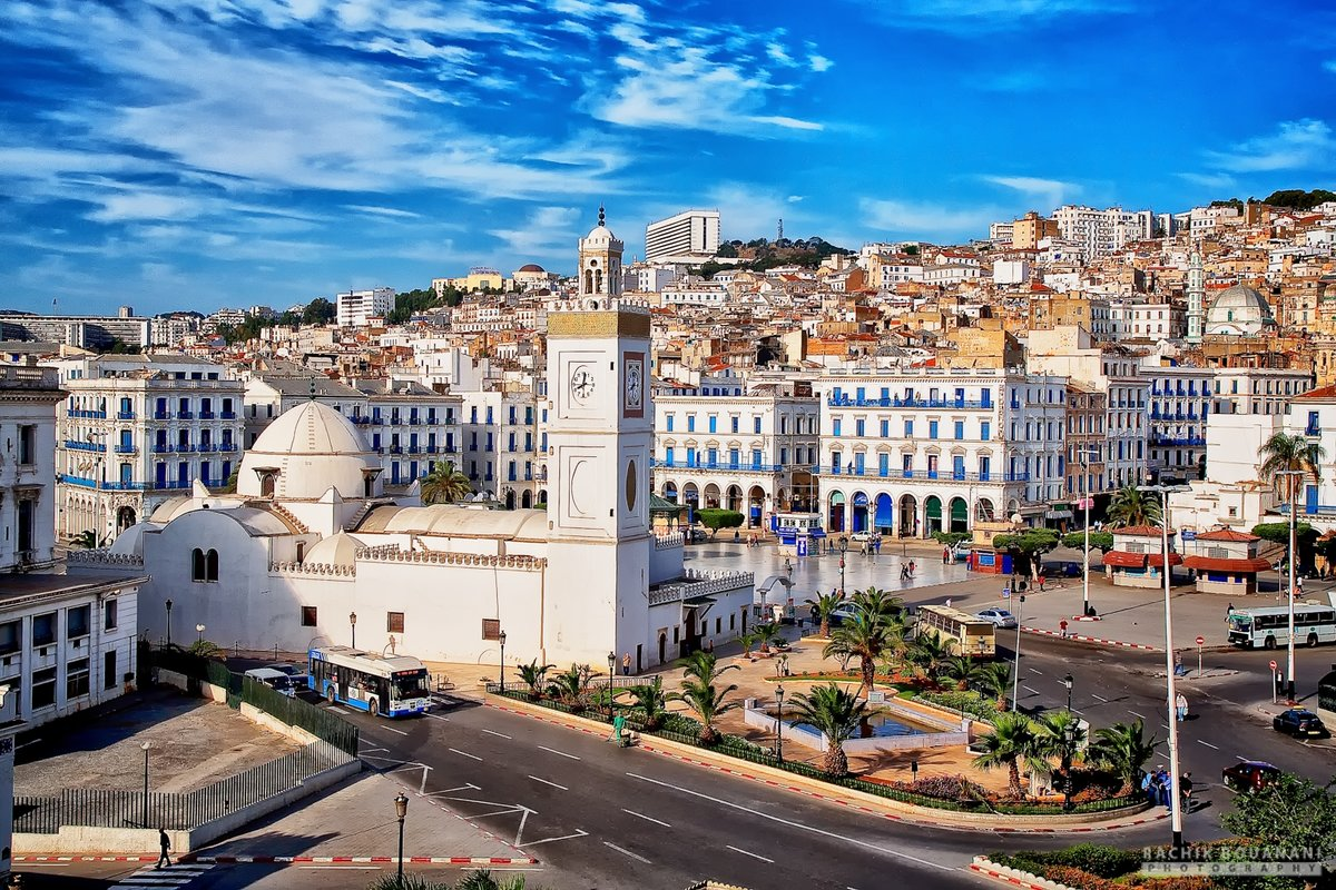 Algeria страна. Столица Алжир столица. Алжир город. Алжир столица Алжира. Алжир город в Африке.