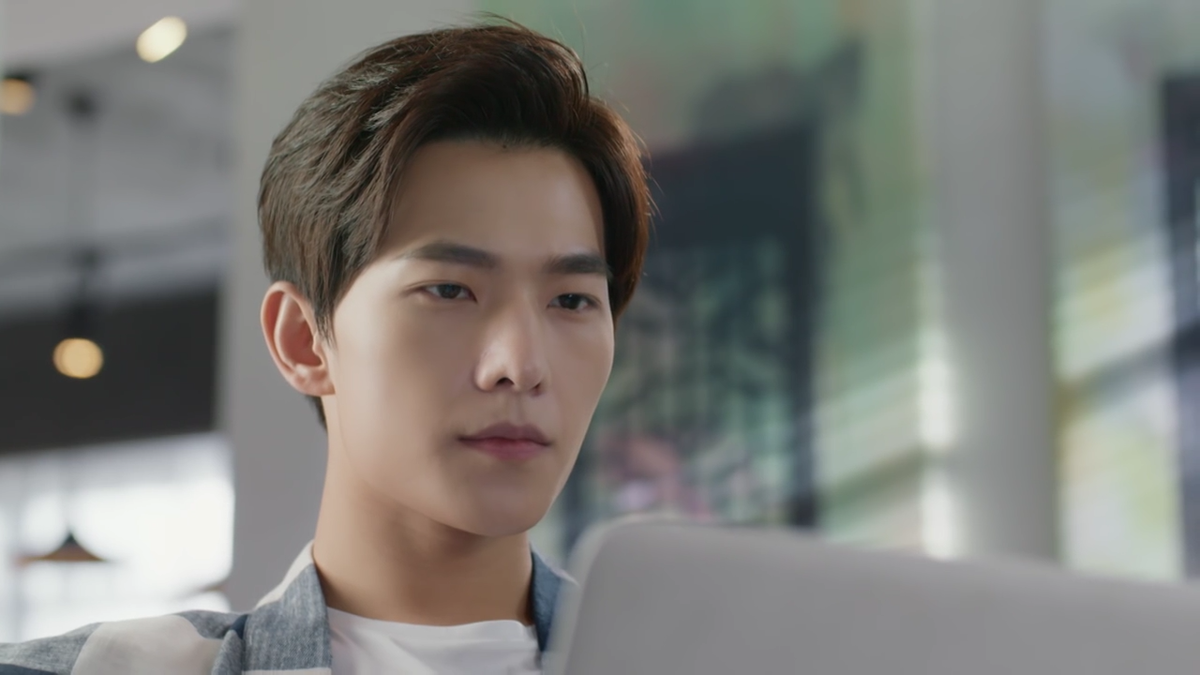 Лёгкая улыбка покоряет мир дорама сяо най. Улыбка вэй вэй дорама. Сяо най. Ян ян сяо най. Лёгкая улыбка покоряет мир дорама сяо най.