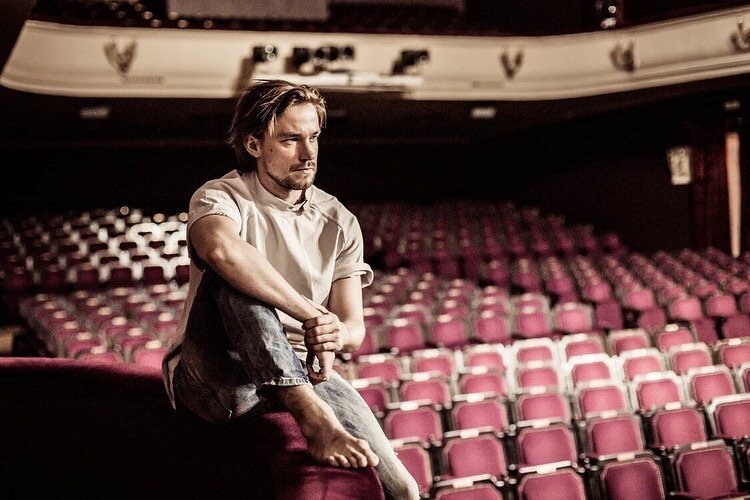 Александр Петров