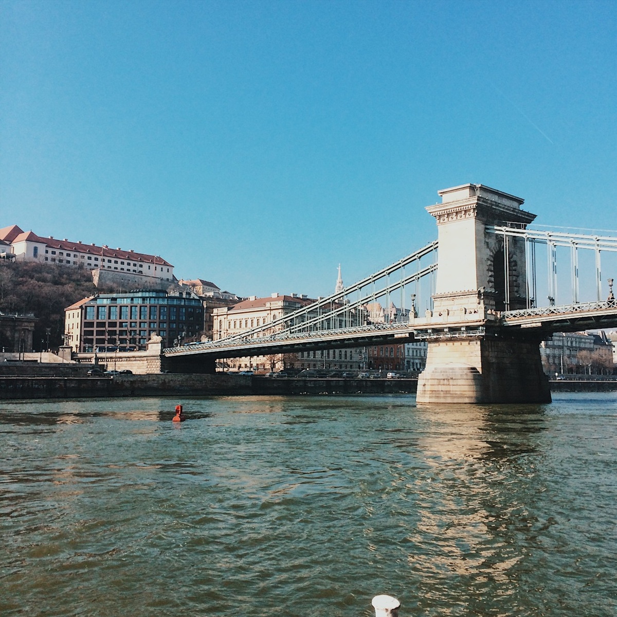 Цепной мост в Будапеште, сейчас его закрыли на реставрацию 