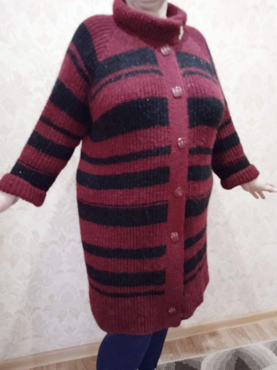 Попросила  ,, позируй,, и подруга, конечно старалась от души, фото автора