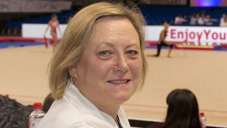 Наталья Кузьмина. Арбитр, который сдаёт Россию на международных стартах. Фото взято из: Яндекс картинки.