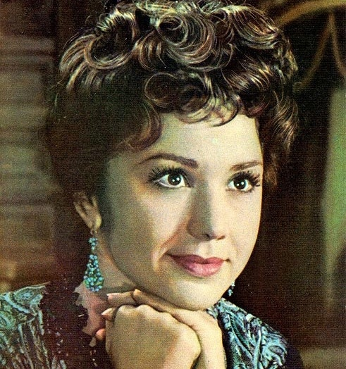 Лионелла Пырьева в фильме "Братья Карамазовы" 