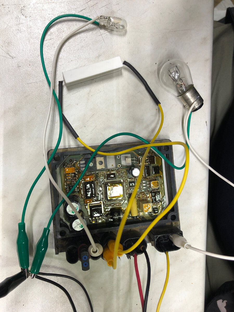 Импровизированный стенд для проверки платы Webasto