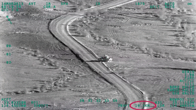 Вид через тепловизионный прицел 3-го поколения с доп. модулем SWIR вертолета Апач.