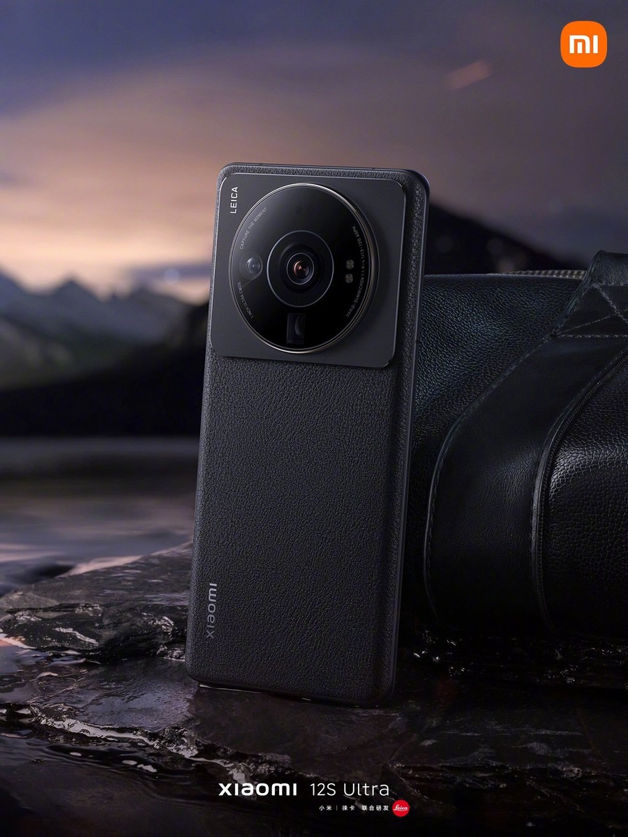 Рекламный баннер смартфона  Xiaomi 12S Ultra (источник: Xiaomi Weibo)