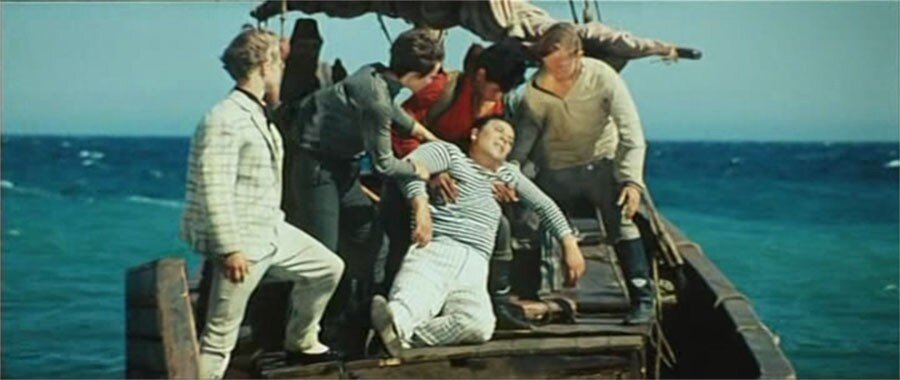 После выхода фильма в свет режиссера закидали письмами с угрозами «Оживите Бубу!»