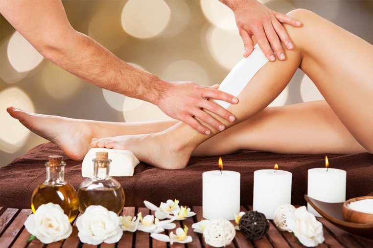 Доверять эпиляцию стоит опытному мастеру.