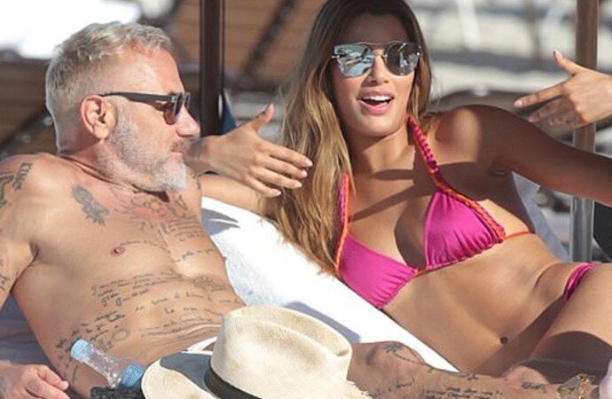 Отныне он работает как специальный гость на самых известных летних дискотеках, проводя на них все ночи напролет. А уже этим летом он покинет свою виллу в Сардинии и отправится в мировое турне.