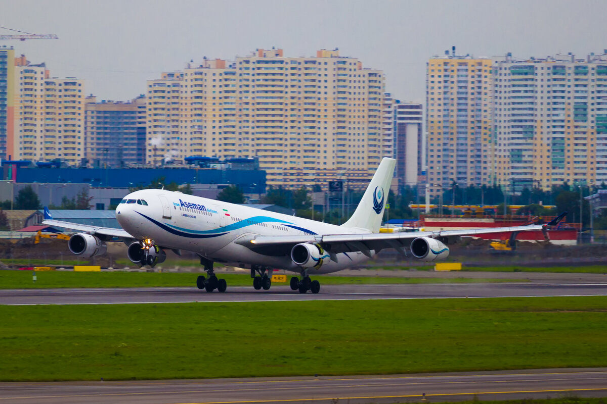 1.Airbus A340-300 EP-APA Iran Aseman Airlines