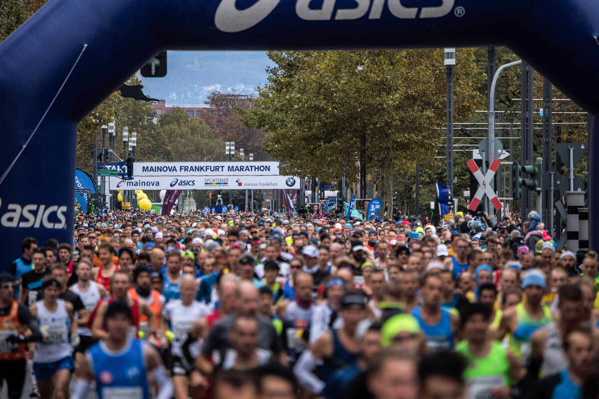 Старт марафона / Mainova Frankfurt Marathon
