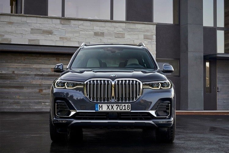 новый БМВ Х7