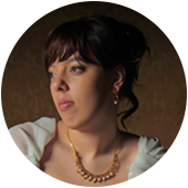 Марина Арефьева. Agile-коуч, специалист по проектированию пользовательского опыта и интерфейсов мобильных приложений. 
