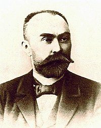 Георгий Валентинович Плеханов - являлся одним из основателей и руководителей социал-демократической группы «Единство». Февральская революция позволила Плеханову вернуться в Россию после 37 лет изгнания. 31 марта на Финляндском вокзале приехавшего Плеханова от имени Петроградского Совета приветствовали Н. С. Чхеидзе, И. Г. Церетели, М. И. Скобелев. 