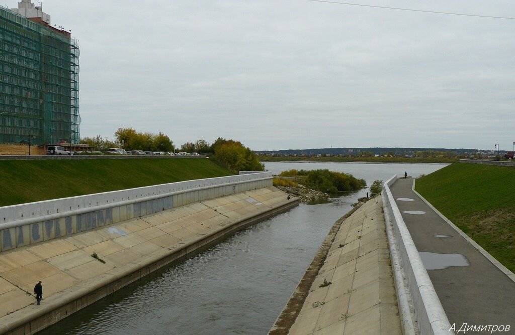 Веб камера томск вершинина река. Река Томь и Ушайка. Устье реки Ушайки Томск. Набережная Томи. Набережная Ушайки и Томи.