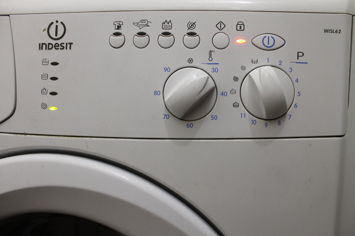 Стиральная машина
