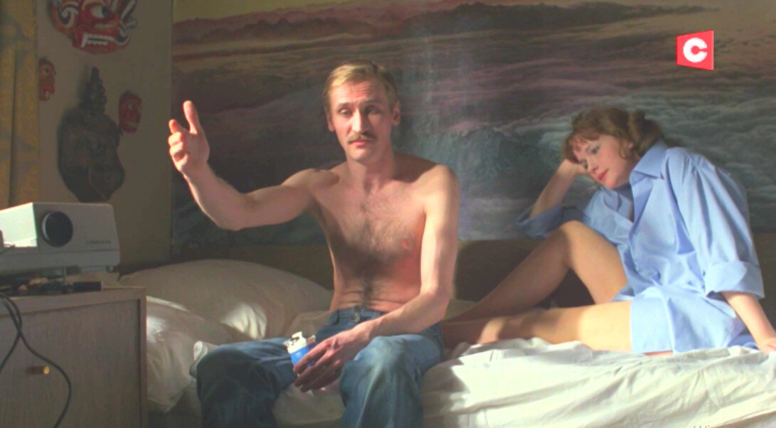 Кадр из фильма "Экипаж"  