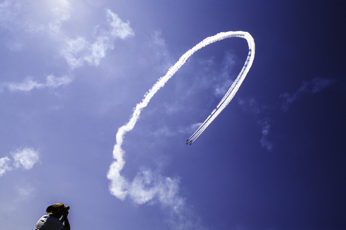 Снято на территории военного аэропорта "Сокол", 17 км от дома.