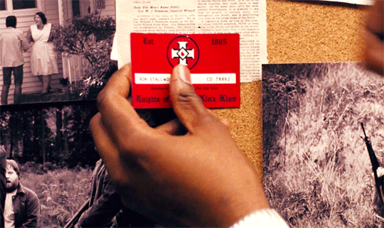 Заветная карточка, подтверждающая членство Рона в ККК (автор гифки пользователь тамблера stream)