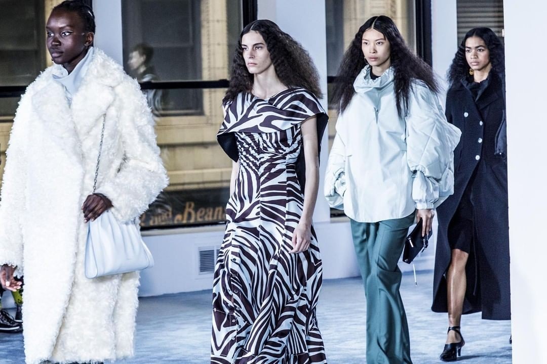 @annasui@oscardelarenta@annasui
 
 