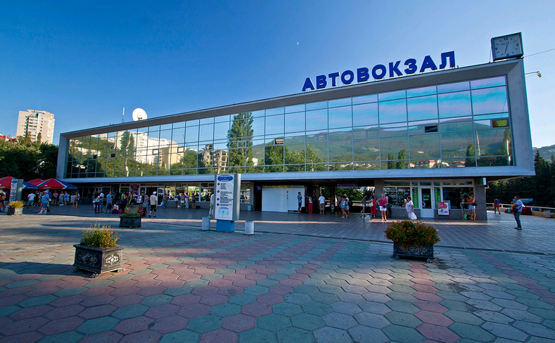  Даже заранее не удосужились узнать, что это самый дорогой город по соотношению цены на жилье. На продукты здесь были такие же расценки как и в нашем городе.  