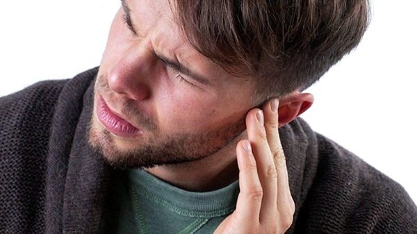 Если у вас чешется внутри уха и это приносит вам беспокойство и раздражает вас, то эта статья поможет вам разобраться с причинами этого неприятного ощущения. Их может быть множество.
