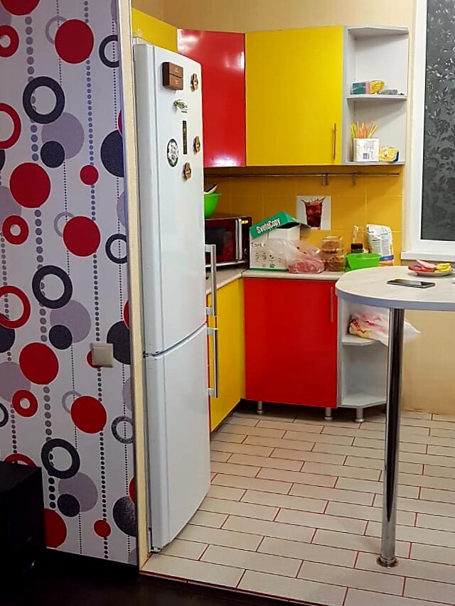 Иногда, так и тянет к себе)